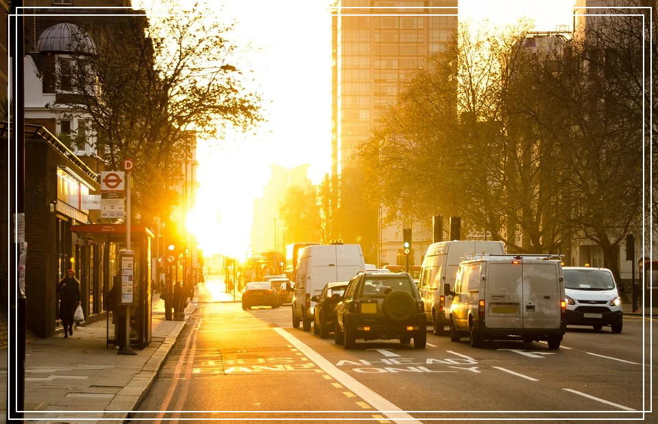 企业租用班车接送员工